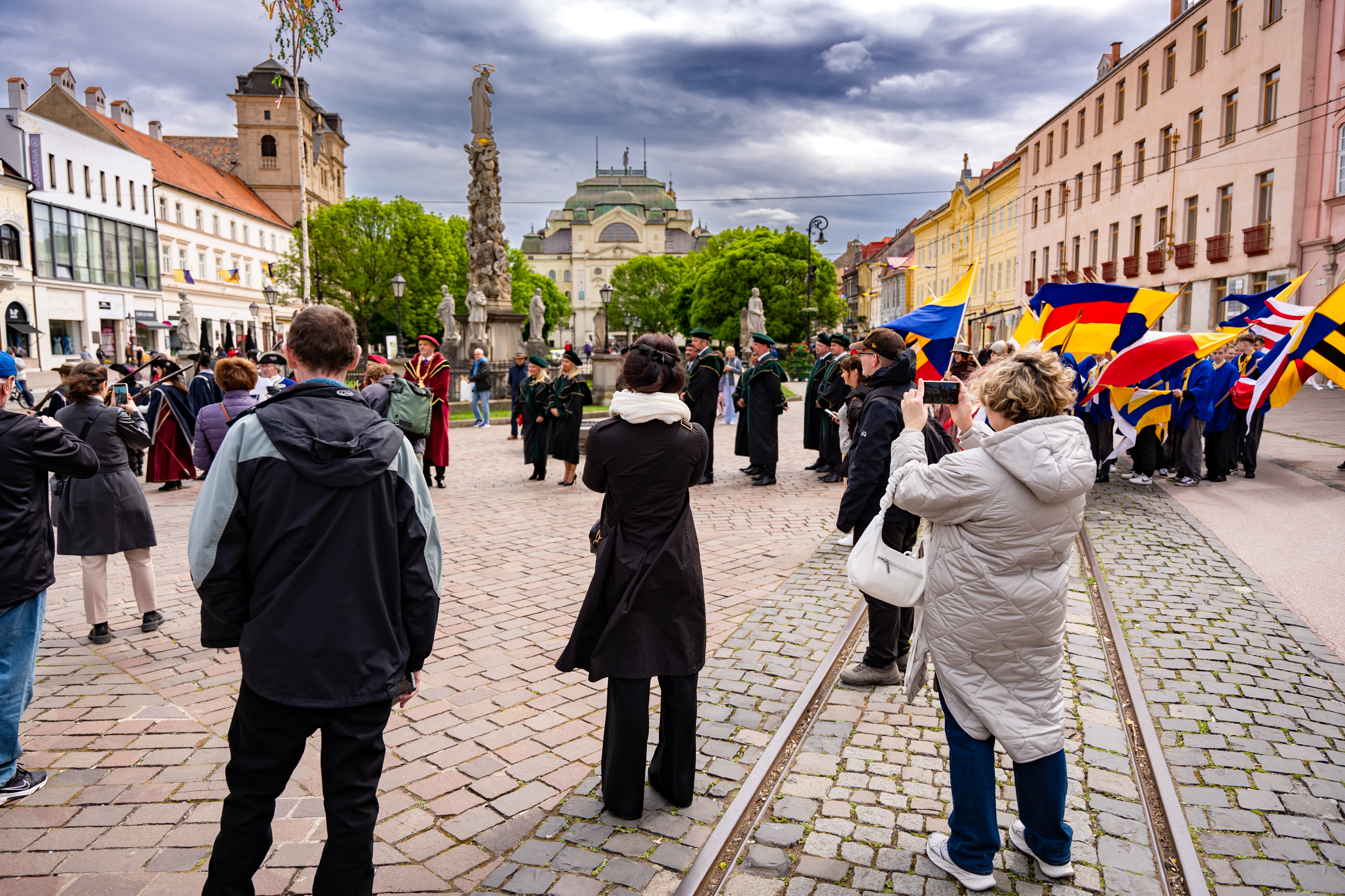 Slavnostny sprievod rytierov Hlavnou ulicou-38